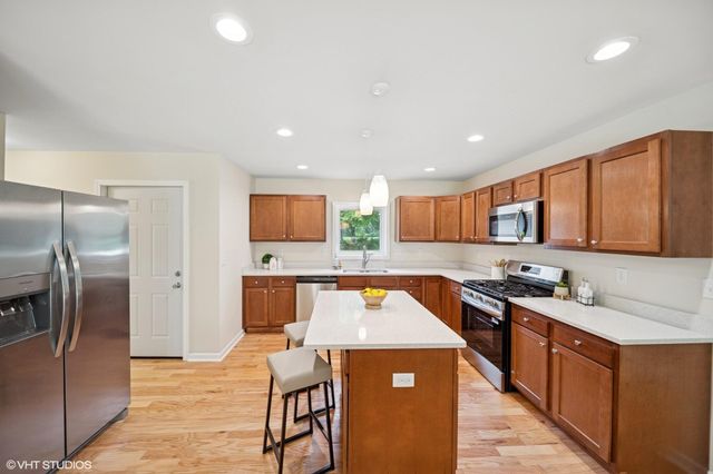 9102 W Valley Court, Michigan City, IN 46360