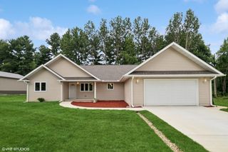 9102 W Valley Court, Michigan City, IN 46360