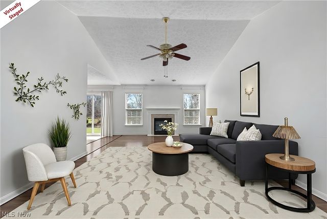 1138 Ledgestone Drive, Wadsworth, OH 44281