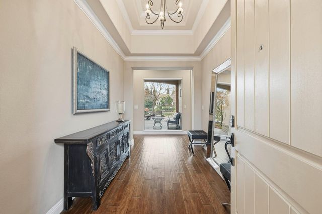 8720 Oakmere Ct, Roseville, CA 95747