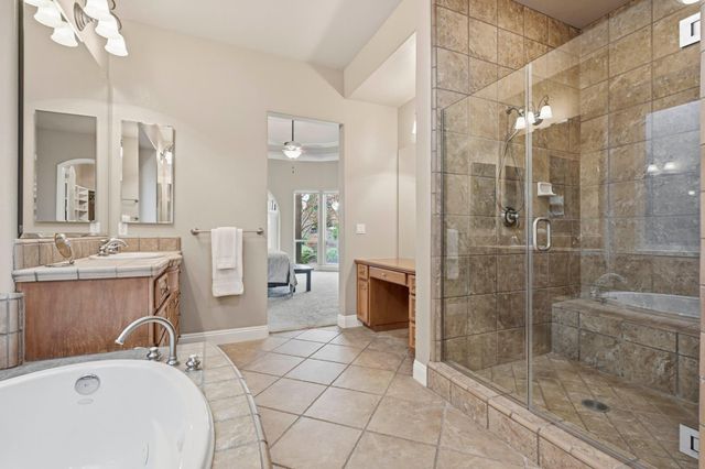 8720 Oakmere Ct, Roseville, CA 95747