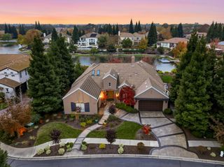 8720 Oakmere Ct, Roseville, CA 95747