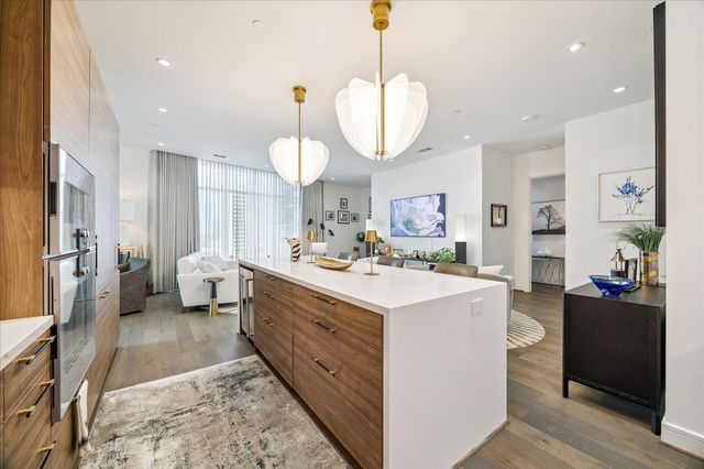 4521 San Felipe Street 1304, Houston, TX 77027