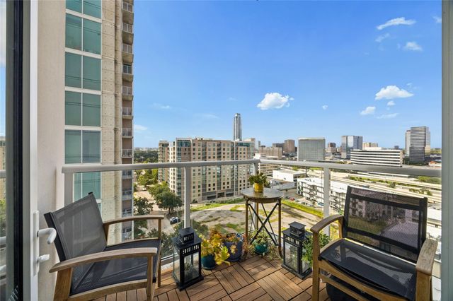 4521 San Felipe Street 1304, Houston, TX 77027