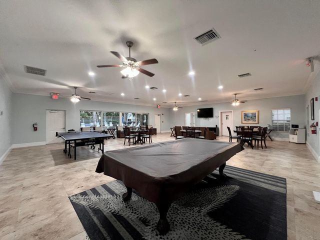 6421 BAY CLUB Drive 3, Fort Lauderdale, FL 33308