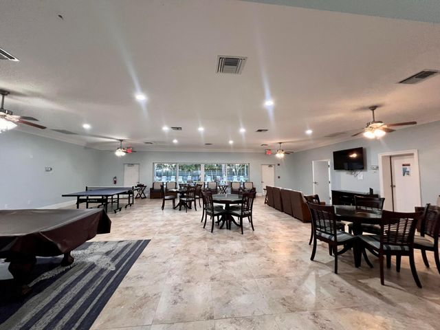 6421 BAY CLUB Drive 3, Fort Lauderdale, FL 33308