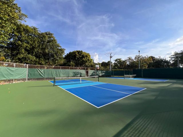 6421 BAY CLUB Drive 3, Fort Lauderdale, FL 33308