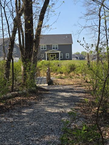 369 Springbrook Blvd, White House, TN 37188