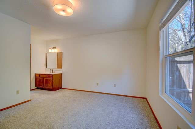 5712 Jessica Court NW, Albuquerque, NM 87120