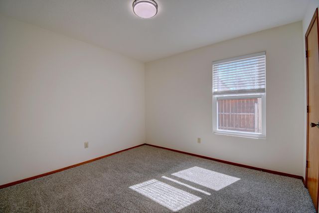 5712 Jessica Court NW, Albuquerque, NM 87120