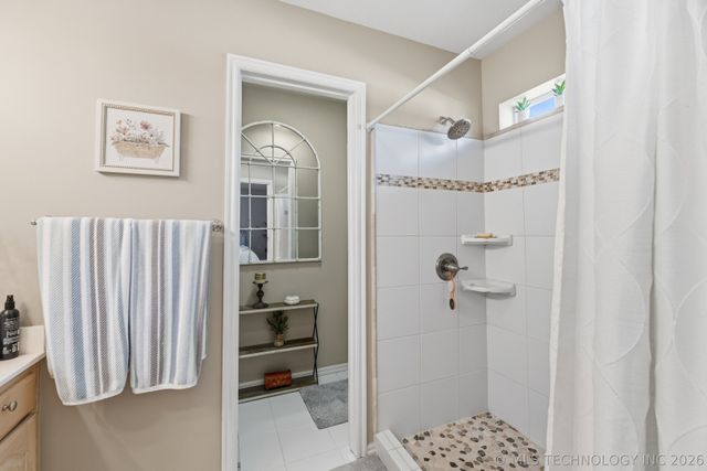 8055 Quail Ridge Road, Claremore, OK 74019