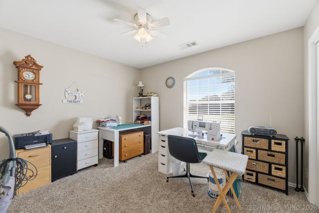 8055 Quail Ridge Road, Claremore, OK 74019