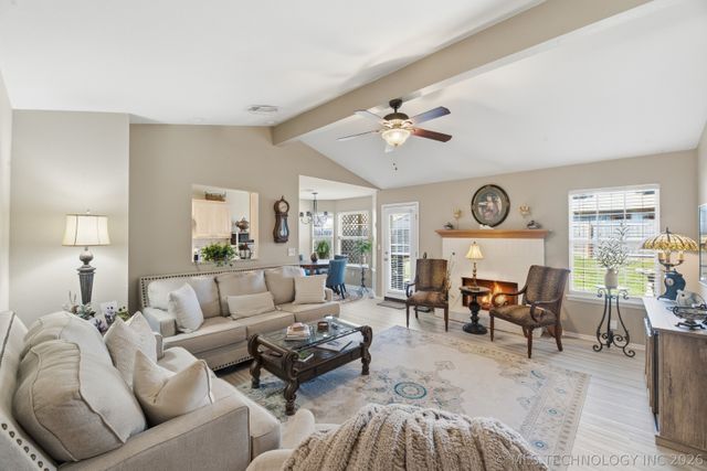 8055 Quail Ridge Road, Claremore, OK 74019