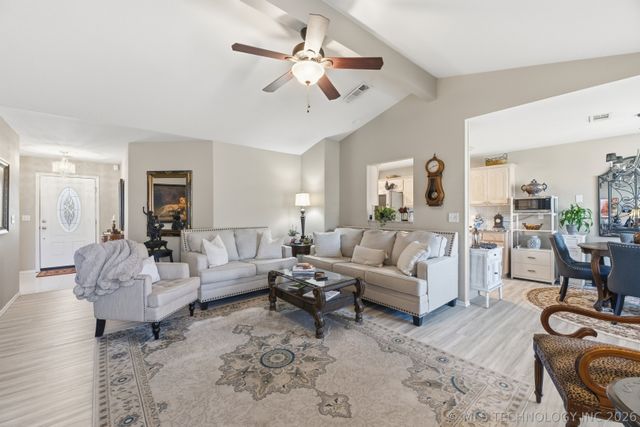 8055 Quail Ridge Road, Claremore, OK 74019