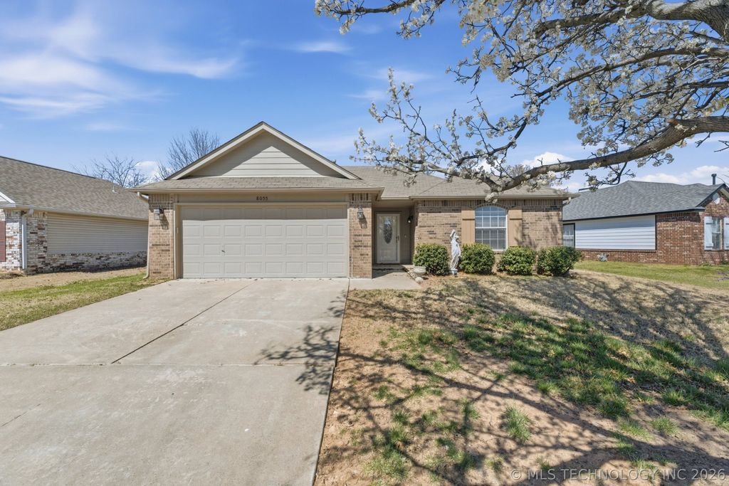 8055 Quail Ridge Road, Claremore, OK 74019