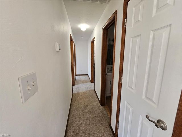 2164 Shipyard RD, Chesapeake, VA 23323