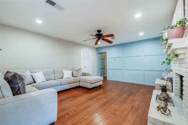 2615 Rosefield Drive, Houston, TX 77080