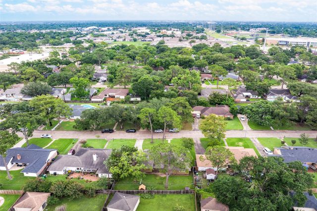 2615 Rosefield Drive, Houston, TX 77080