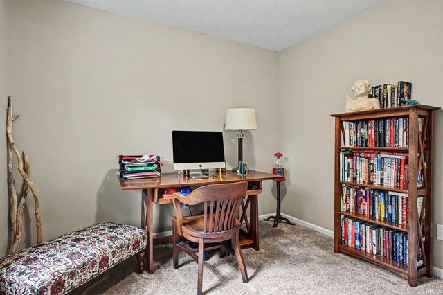 51141 Sussex Point Drive, Granger, IN 46530