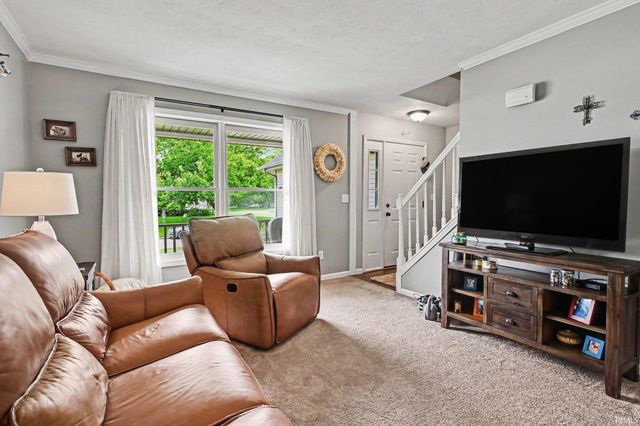 51141 Sussex Point Drive, Granger, IN 46530