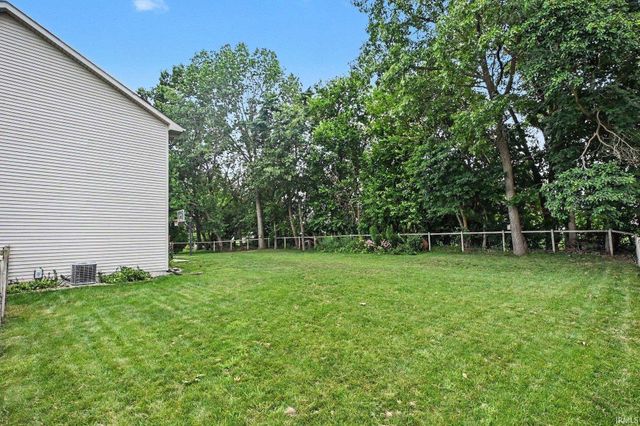 51141 Sussex Point Drive, Granger, IN 46530