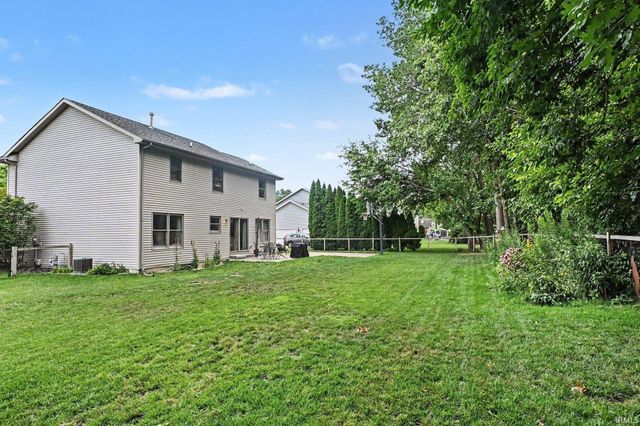 51141 Sussex Point Drive, Granger, IN 46530
