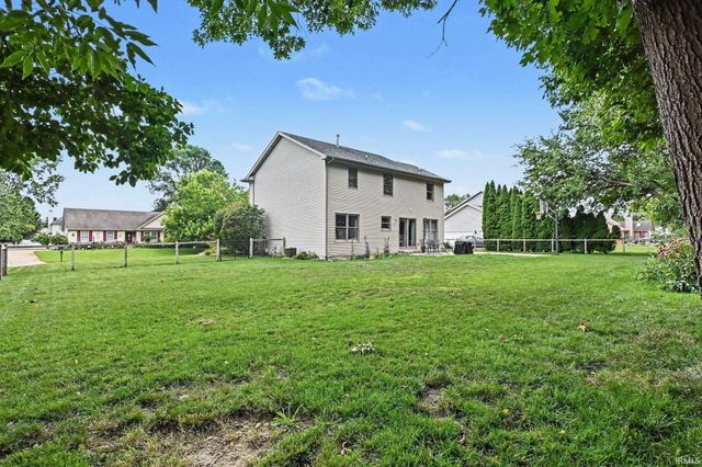51141 Sussex Point Drive, Granger, IN 46530