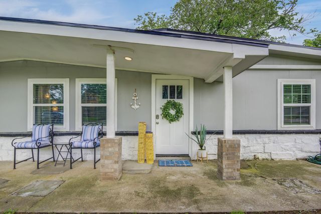 541 Circle Drive, La Porte, TX 77571