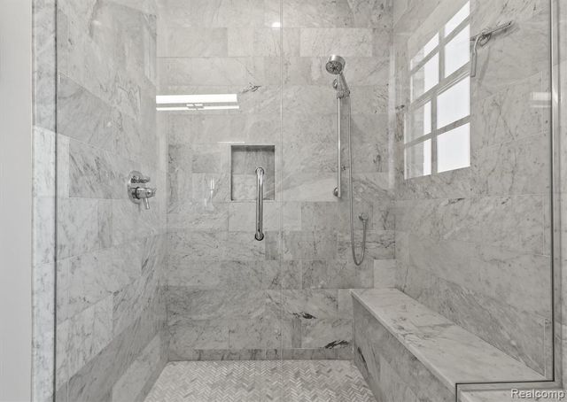 936 W 11 Mile Road, Royal Oak, MI 48067