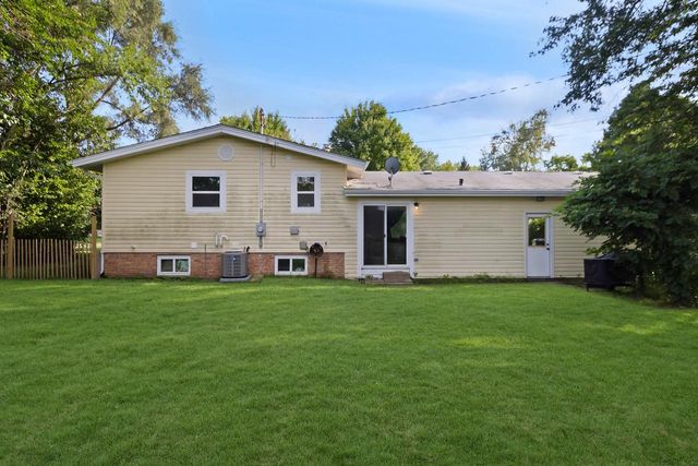 141 Marino AVENUE, Delavan, WI 53115