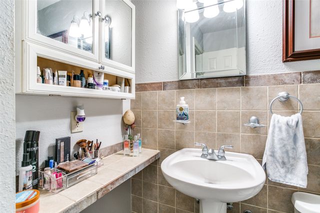 616 Milton Street, Lewisville, TX 75057