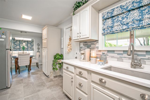 616 Milton Street, Lewisville, TX 75057