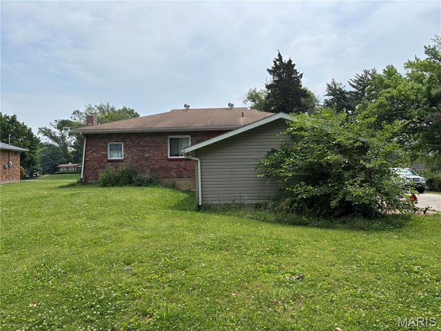 9845 Lewis And Clark Boulevard, St Louis, MO 63136