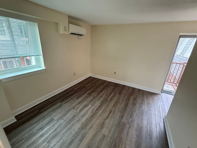237 Garden St 241-14, Cambridge, MA 02138