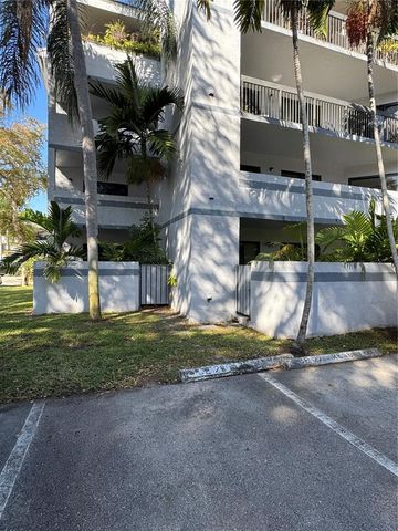 8888 SW 131st Ct 104, Miami, FL 33186