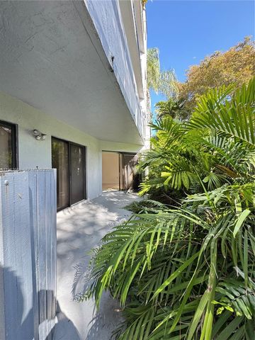 8888 SW 131st Ct 104, Miami, FL 33186