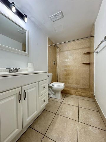 8888 SW 131st Ct 104, Miami, FL 33186