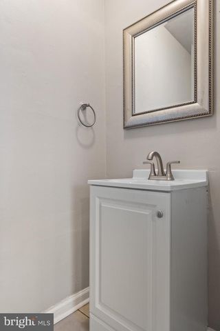 15 MARBLESTONE LN, Willingboro, NJ 08046