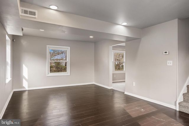 15 MARBLESTONE LN, Willingboro, NJ 08046