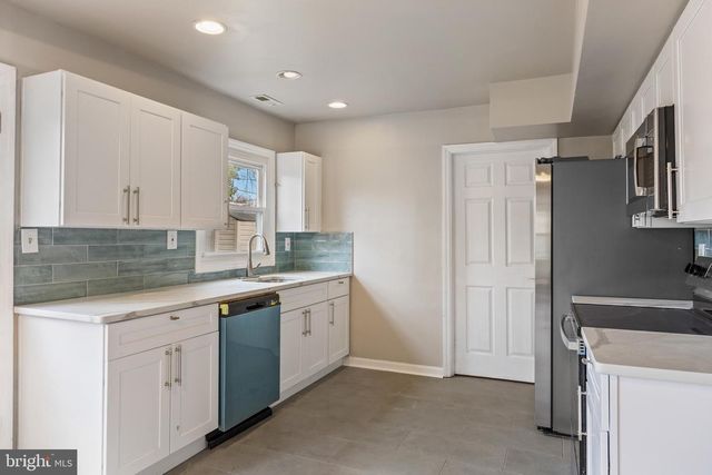 15 MARBLESTONE LN, Willingboro, NJ 08046