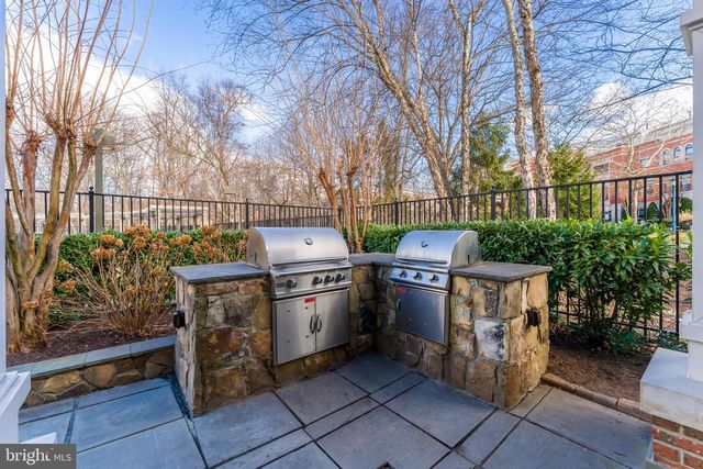 12222 DORRANCE CT, Reston, VA 20190