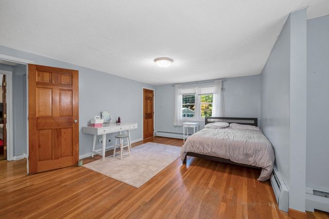 22 Country Rd, Westford, MA 01886