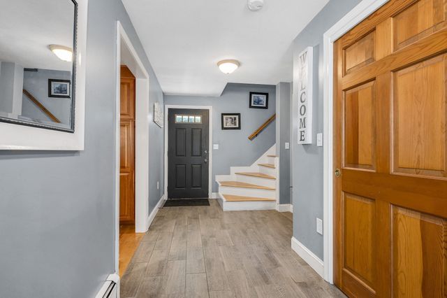 22 Country Rd, Westford, MA 01886