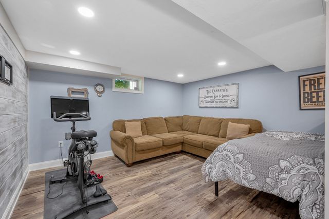22 Country Rd, Westford, MA 01886
