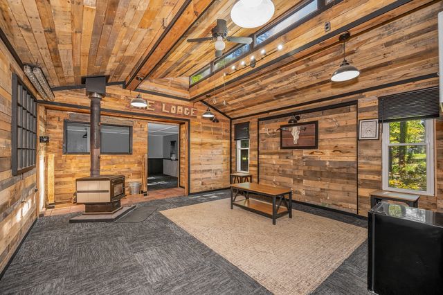 22 Country Rd, Westford, MA 01886