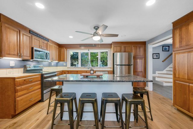 22 Country Rd, Westford, MA 01886