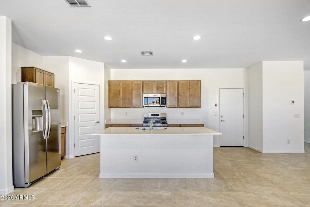 23188 W CORONA Avenue, Buckeye, AZ 85326 — photo 4