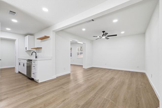 6439 Lazy River Drive, Dallas, TX 75241