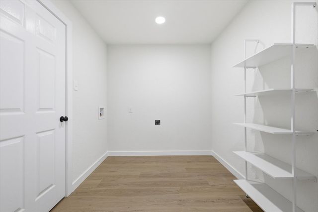 6439 Lazy River Drive, Dallas, TX 75241