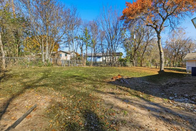 6439 Lazy River Drive, Dallas, TX 75241